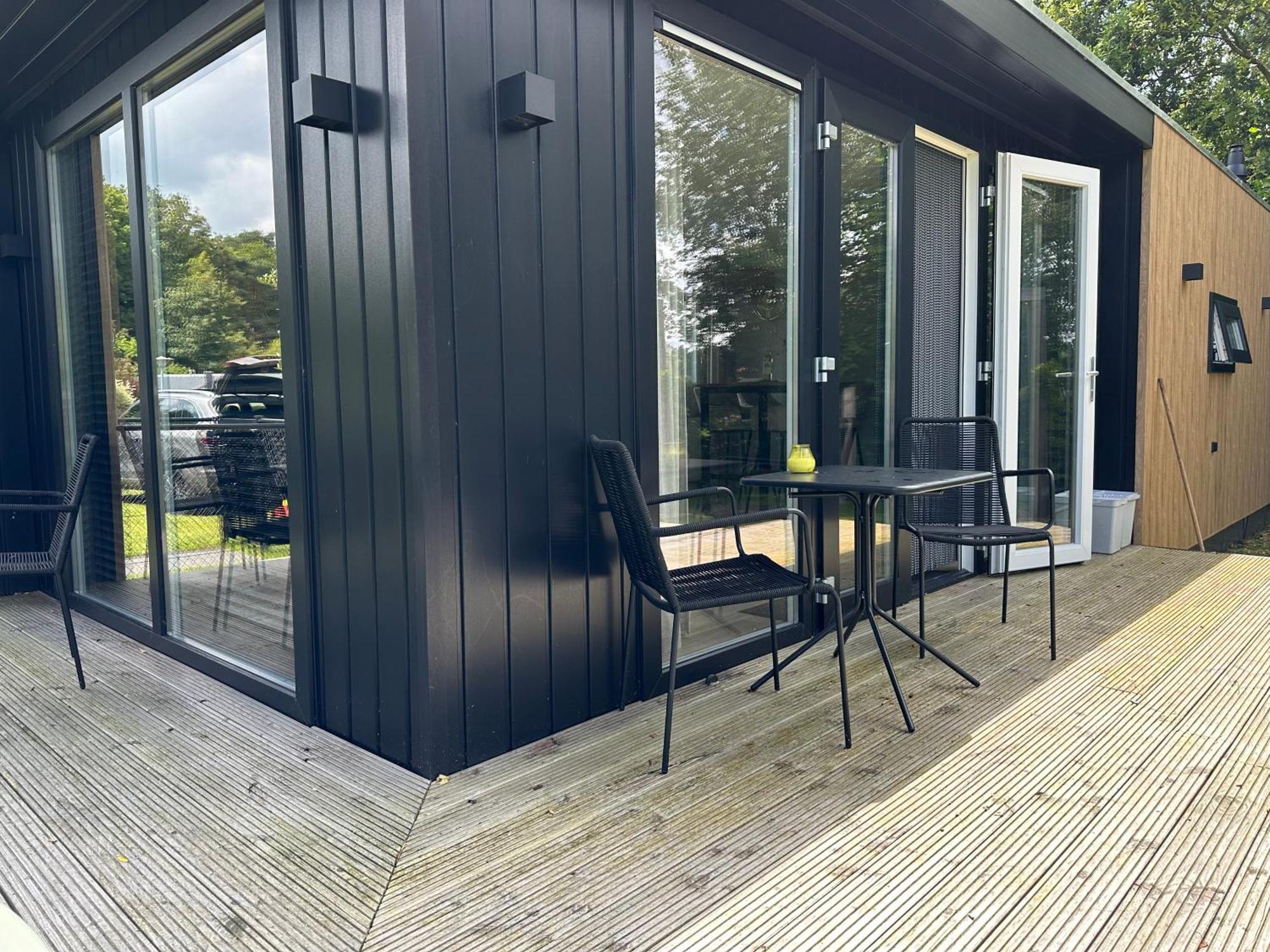 Chalet De Blauwe Regen Balkbrug Exterior photo